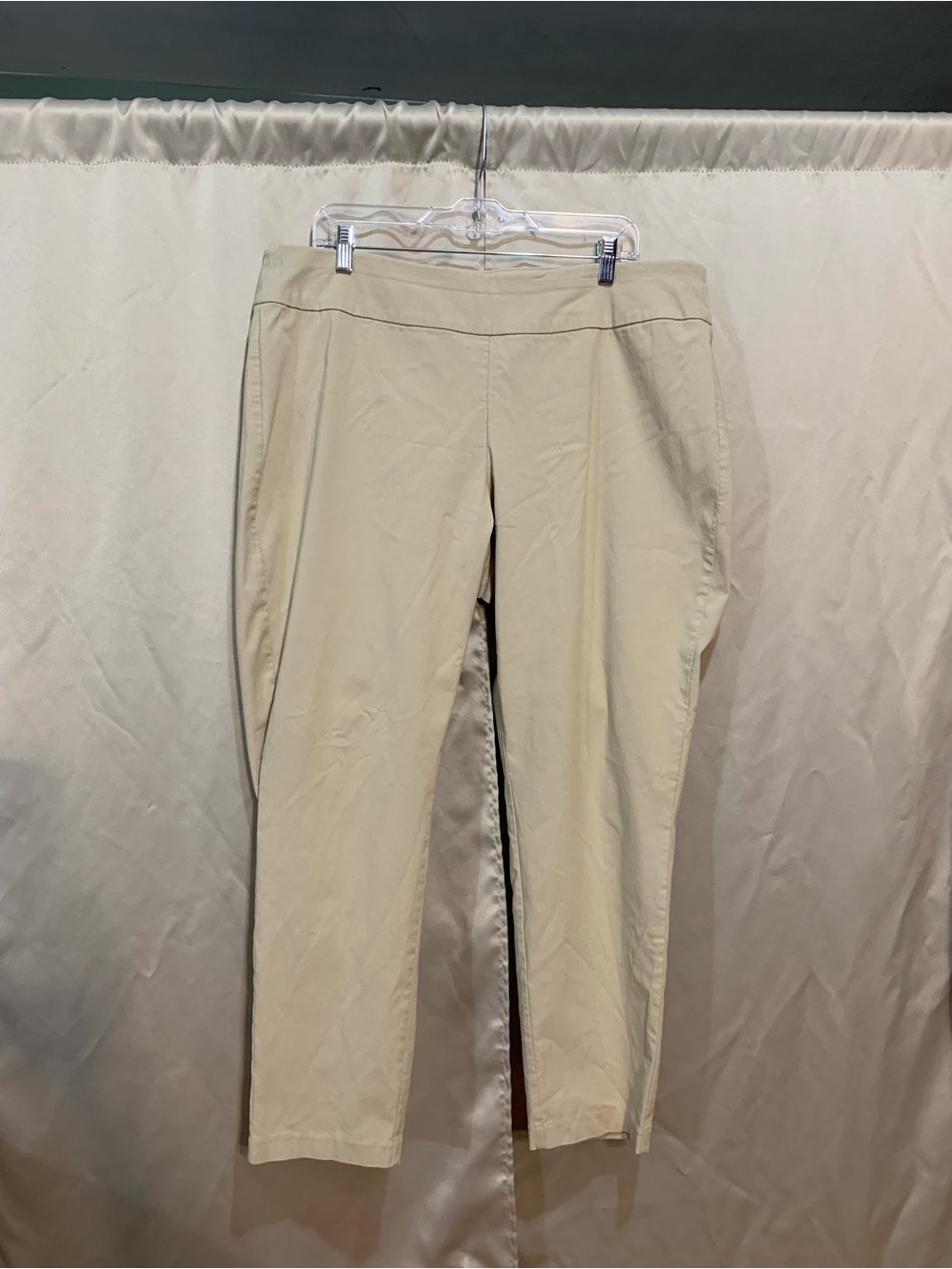 CJ Banks Cream Cropped Straight-Leg Pants 125/4